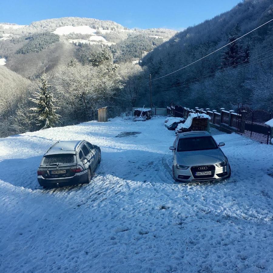 Cabana Baraj Apuseni Mountains Mihoesti Exterior foto