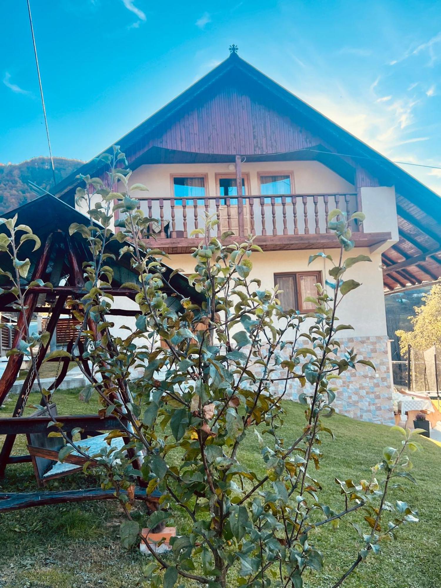Cabana Baraj Apuseni Mountains Mihoesti Exterior foto