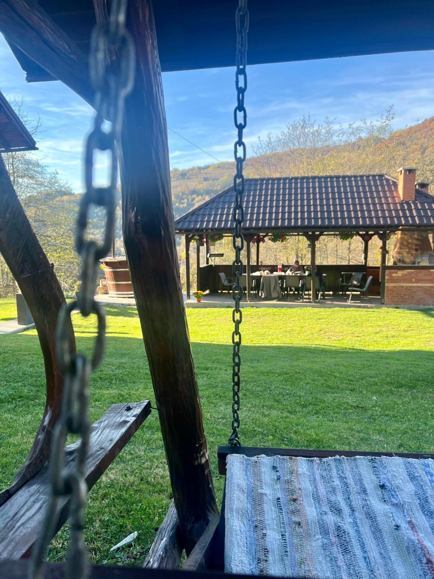 Cabana Baraj Apuseni Mountains Mihoesti Exterior foto